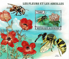 BURUNDI 2013 Mi BL 382B WASPS MINT IMPERFORATED MINIATURE SHEET ** - Blocs-feuillets