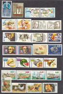 BULGARIA - 2002 - Comp ** - 40 Tim. + 5 BF + Book. - Años Completos