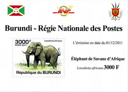 BURUNDI 2011 Mi 2032A AFRICAN SAVANNA ELEPHANT MINT MINIATURE SHEET ** - Blokken & Velletjes