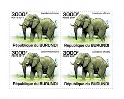 BURUNDI 2011 Mi 2032A KLB AFRICAN SAVANNA ELEPHANT MINT MINIATURE SHEET ** - Blokken & Velletjes