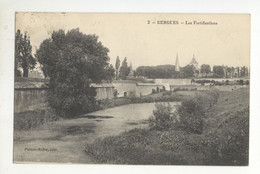 59/CPA - Bergues - Les Fortifications - Bergues