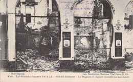 CPA France - La Grande Guerre 1914 15 - Reims Bombardé - Le Magasin E. Sigault Incendié Par Une Bombe - Imp. Baudinière - Reims
