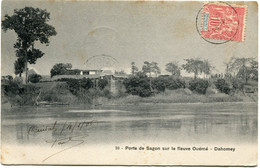 DAHOMEY CARTE POSTALE -PORTE DE SAGON SUR LE FLEUVE OUEME DEPART OUIDAH 5 JANV 06 DAHOMEY ET DEPces POUR LA FRANCE - Lettres & Documents