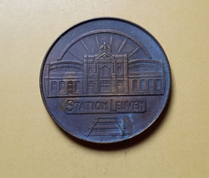 BELGIE BELGIQUE MEDAILLE STATION LEUVEN NUMISMATICA 40E MUNTENBEURS 1 MEI 2006 35MM 16GR - Firma's