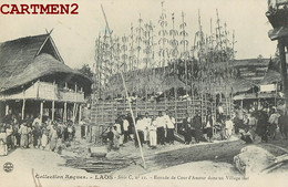 LAOS ESTRADE DE COUR D'AMOUR DANS UN VILLAGE THAÏ INDOCHINE LAO RAQUEZ - Laos