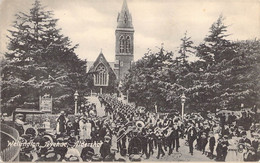 CPA Royaume Unis - Angleterre - Hampshire - Aldershot - Wellington Avenue - Valentine's Series - Eglise - Parade - Autres & Non Classés