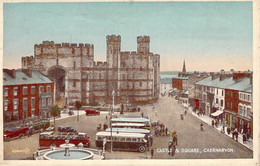 CPA Royaume Uni - Pays De Galles - Caernarvonshire - Caernavon - Castle & Square - Carbo Colour - Valentine & Sons Ltd. - Caernarvonshire