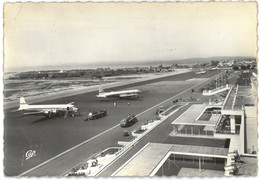 CPSM NICE - Aéroport De NICE - COTE D'AZUR - L'Aire De Stationnement - Ed. CAP N°2051 - Luftfahrt - Flughafen