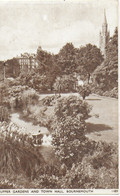 UPPER GARDENS AND TOWN HALL, BOURNEMOUTH, HAMPSHIRE, ENGLAND. UNUSED POSTCARD   Ty5 - Bournemouth (until 1972)