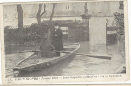 CPA, D. 75 , Paris , Paris  Inondé, Janvier 1910, Jean Coquelin Quittant Sa Villa De St. James , Ed. J.C. , 1910 - Inondations