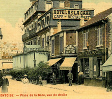 Pontoise * Débit De Tabac Tabacs TABAC Hôtel De La Gare Buvette , Place De La Gare Vue De Droite * Cpa Toilée Colorisée - Pontoise