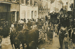 La Mothe St Heray * Carte Photo * Souvenir De La Fête Des Rosières à La St Michel * Char MARCHAUD Quincailler épicier - La Mothe Saint Heray