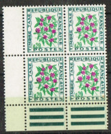 FR 143 - FRANCE Taxe N° 98 Bloc De 4 Bord De Feuille Neuf** Fleur Pervenche - 1960-.... Postfris