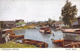 CPA Royaume Uni - Angleterre - Norfolk - Wroxham Bridge - Norfolk Broads - J. Salmon Ltd. Sevenoaks - Salmon Series - Autres & Non Classés