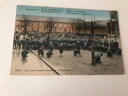 Ruysselede  Ruiselede  Ecole De Bienfaisance   Elèves En Récréation   Uitg Standaert N° 13788  KLEUR - Ruiselede