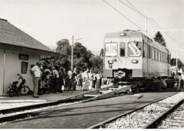 SUISSE - S01086 - Train - Déchargement De La Be 4/4 201 à Trélex 25.9.1985 - Photo Hadorn  - CPSM 10x15 Cm-L1 - Trélex