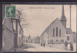 CPA  - MARCILLY SUR EURE - GRANDE RUE ET ÉGLISE - Marcilly-sur-Eure