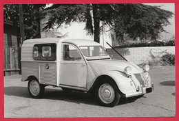 BELLE REPRODUCTION D'APRES UNE PHOTO ORIGINALE - CITROEN 2 CV FOURGONNETTE AVEC GLACE LATÉRALE - Auto's