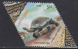 INDIA(2008) Aldabra Giant Tortoise. Hexagonal Stamp With Perforations Missing On 2 Sides - Variétés Et Curiosités