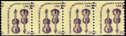 ETATS UNIS(1980) Violons. Yvert No 1282. Scott No 1811. Variété De Piquage En Bande De 4. - Plaatfouten En Curiosa