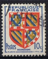 FR VAR 69 - FRANCE N° 834 Obl. Armoiries De Bourgogne Variété Décalage Des Couleurs - Oblitérés