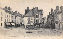 La Ferté Bernard         72        La Place Carnot.  Librairie                      (voir Scan) - La Ferte Bernard