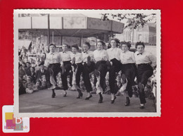 LOMME Studio Photo Bonduau Photo Originale FETE Manège Spectacle Danse French Cancan Podium Jeunes Femmes - Lomme