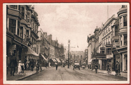 Southampton, "Below Bar".Old B/w Postcard. - Southampton