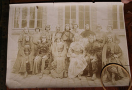 Photo 1870's Troupe D'acteurs De Théâtre Groupe Déguisés Tirage Albuminé Albumen Print Actor - Ancianas (antes De 1900)