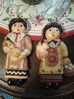 Vintage MARION ARISTEDOU MGA Cyprus Ceramic Clay Figurine Doll Wall Hanging Folk In National Costume Vintage Girl Retro - Andere & Zonder Classificatie