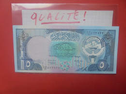 KOWEIT 5 DINARS 1968 (1980-91) Signature N°6 Peu Circuler-Belle Qualité (B.28) - Koweït