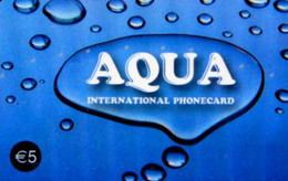 SCHEDA TELEFONICA PHONECARD INTERNAZIONALE AQUA 2011-07 - Pubbliche Tematiche