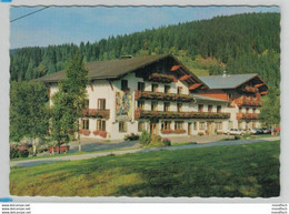 Neuberg - -Filzmoos - Alpengasthof Pension Neubergerhof - Auto - Mercedes - Filzmoos