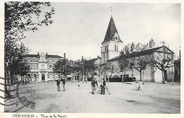 VENISSIEUX ( 69 ) -  Place De La Mairie - Vénissieux