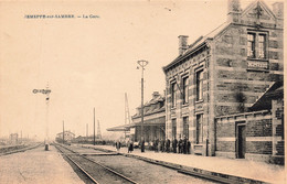 CPA - Belgique - Jemeppe Sur Sambre - La Gare - Edit. Istace Brutout - E. Desaix - Animé - Jemeppe-sur-Sambre