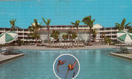 CARTOLINA  BAHAMAS,OCEANO ATLANTICO,ON A BRIGHT LITTLE ISLAND-HOLIDAY INN,VIAGGIATA 1968 - Bahamas