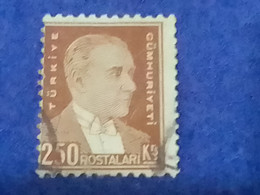 TÜRKİYE- 1930- 54-    250K    BİRİNCİ  ATATÜRK  DAMGALI - Gebraucht