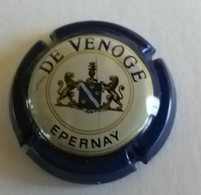 PLAQUE DE MUSELET DE CHAMPAGNE " DE VENOGE N° 8 " BLEU BARRE BLANCHE - De Venoge