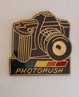 Pin's Photographie Appareil Photo Photorush - Photography