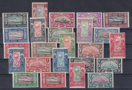 Saint Pierre Et Miquelon N°136/159  - Neuf * Avec Charnière (légères) - TB - Unused Stamps
