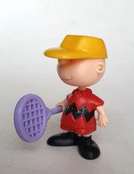 FIGURINE KINDER PEANUTS 1993 CHARLIE TENNISMEN RAQUETTE DE TENNIS 2 - Andere & Zonder Classificatie