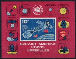 ** 1975 Szovjet-amerikai Közös űrrepülés Vágott Blokk (4.500) - Andere & Zonder Classificatie