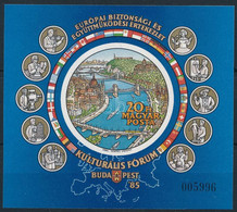 ** 1985 Európai Biztonsági és Együttműködési Értekezlet (IX.) - Kulturális Fórum, Budapest - Vágott Blokk (6.000) - Other & Unclassified