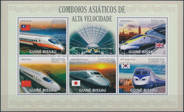 ** 2009 Modern Mozdonyok Kisív Mi 4379-4383 + Angol és Portugál Nyelvű Blokk 712 I-II - Sonstige & Ohne Zuordnung