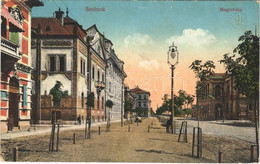 * T2/T3 1915 Szolnok, Megyeház, Utca, Sz. Adolf üzlete (Rb) - Ohne Zuordnung