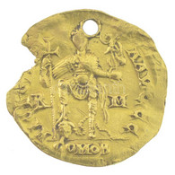 Római Birodalom / Róma / III. Valentinianus 425-426. Solidus Au (4,22g) T:2,2- Lyukasztott, Kitörés Roman Empire / Rome  - Unclassified