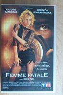 FEMME FATALE - Crime