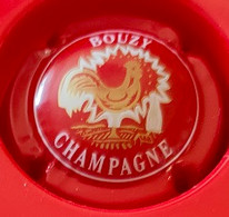 CAPSULE DE CHAMPAGNE BOUZY N° 3 - Bouzy