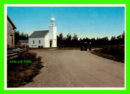 VILLAGE ACADIEN, NEW BRUNSWICK - CHAPELLE DU VILLAGE ANIMÉE - LEWIS & NUGGET LTD - - Autres & Non Classés