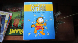 GARFIELDSE JETTE A L'EAU  PUBLICITAIRE POUR ESSO   JIM DAVIS - Garfield